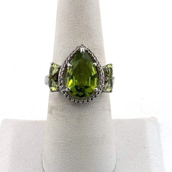Estate Sterling Silver 925 Ring Size 7 Pear Peridot Green Gemstone Halo Statemen - Picture 1 of 8